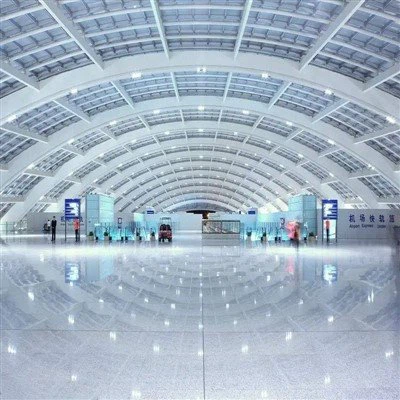 Foirgneamh Críochfort Aerfort Miotal